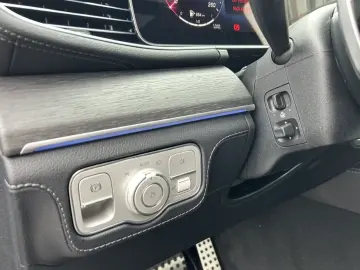 Mercedes-Benz GLE 450 d 4M AMG Pano HuD Multibeam