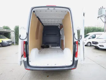Mercedes-Benz Sprinter L2H2 2.2D 115 CP