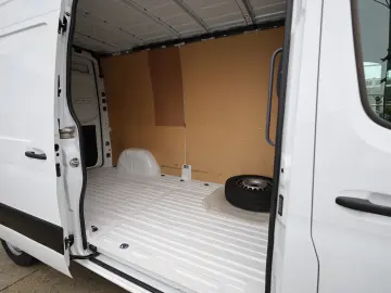 Mercedes-Benz Sprinter L2H2 2.2D 115 CP