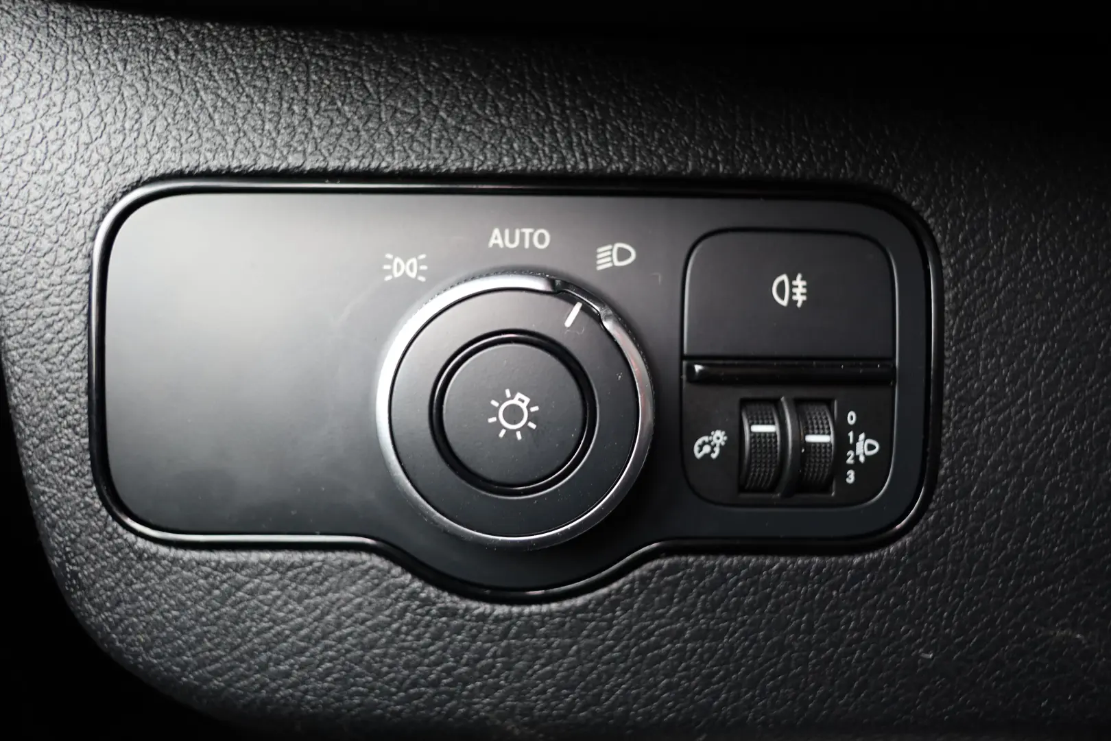 Mercedes-Benz Sprinter L2H2 2.2D 115 CP