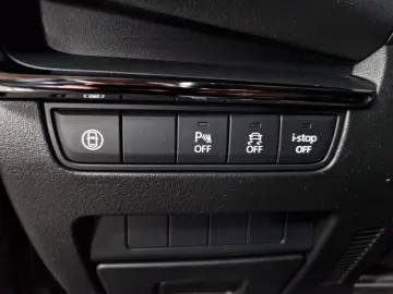 MAZDA 3 SEDAN G122 SKYACTIV HYBRID