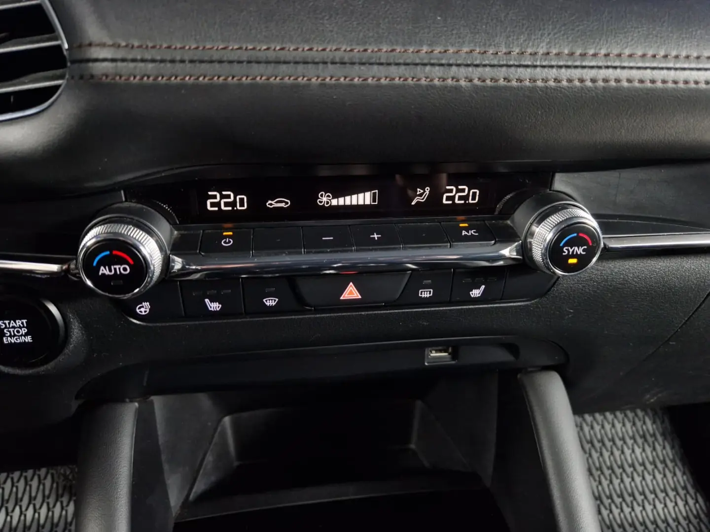 MAZDA 3 SEDAN G122 SKYACTIV HYBRID