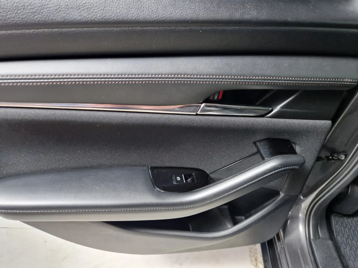 MAZDA 3 SEDAN G122 SKYACTIV HYBRID