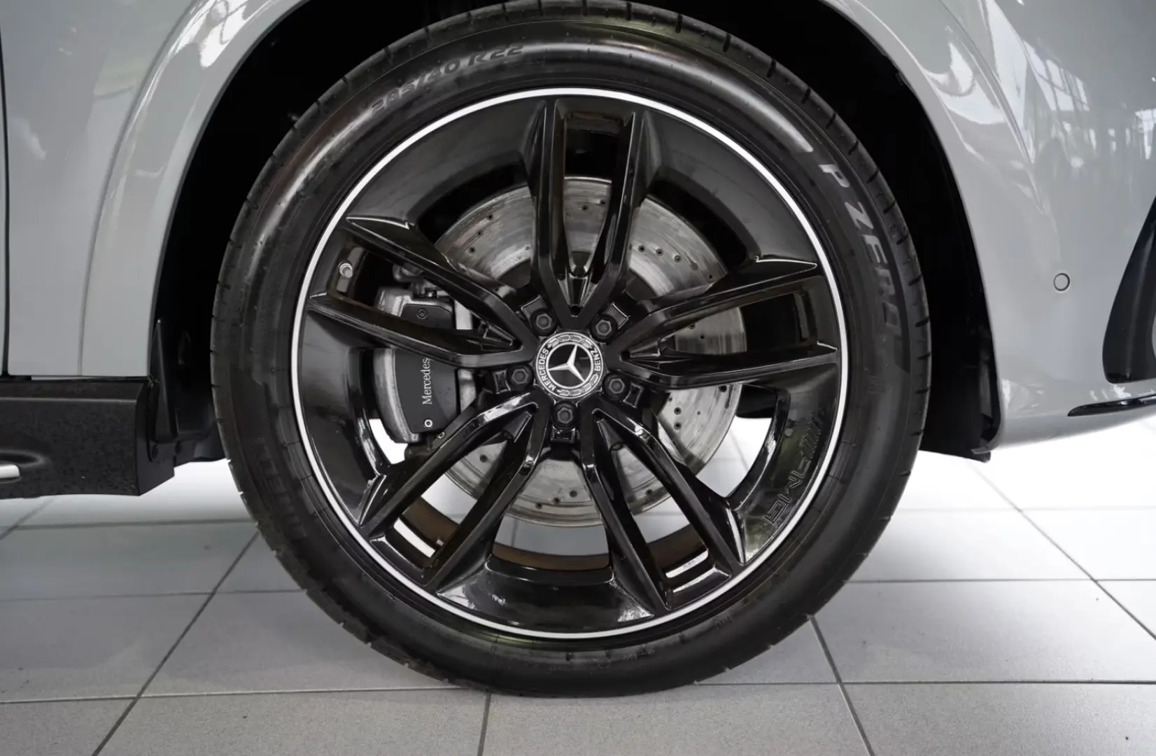 Mercedes-Benz GLE 450 d 4M AMG Line 22  LUFT Pano 7-Sitz