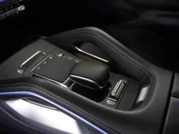 Mercedes-Benz GLE 450 d 4M AMG Line 22  LUFT Pano 7-Sitz