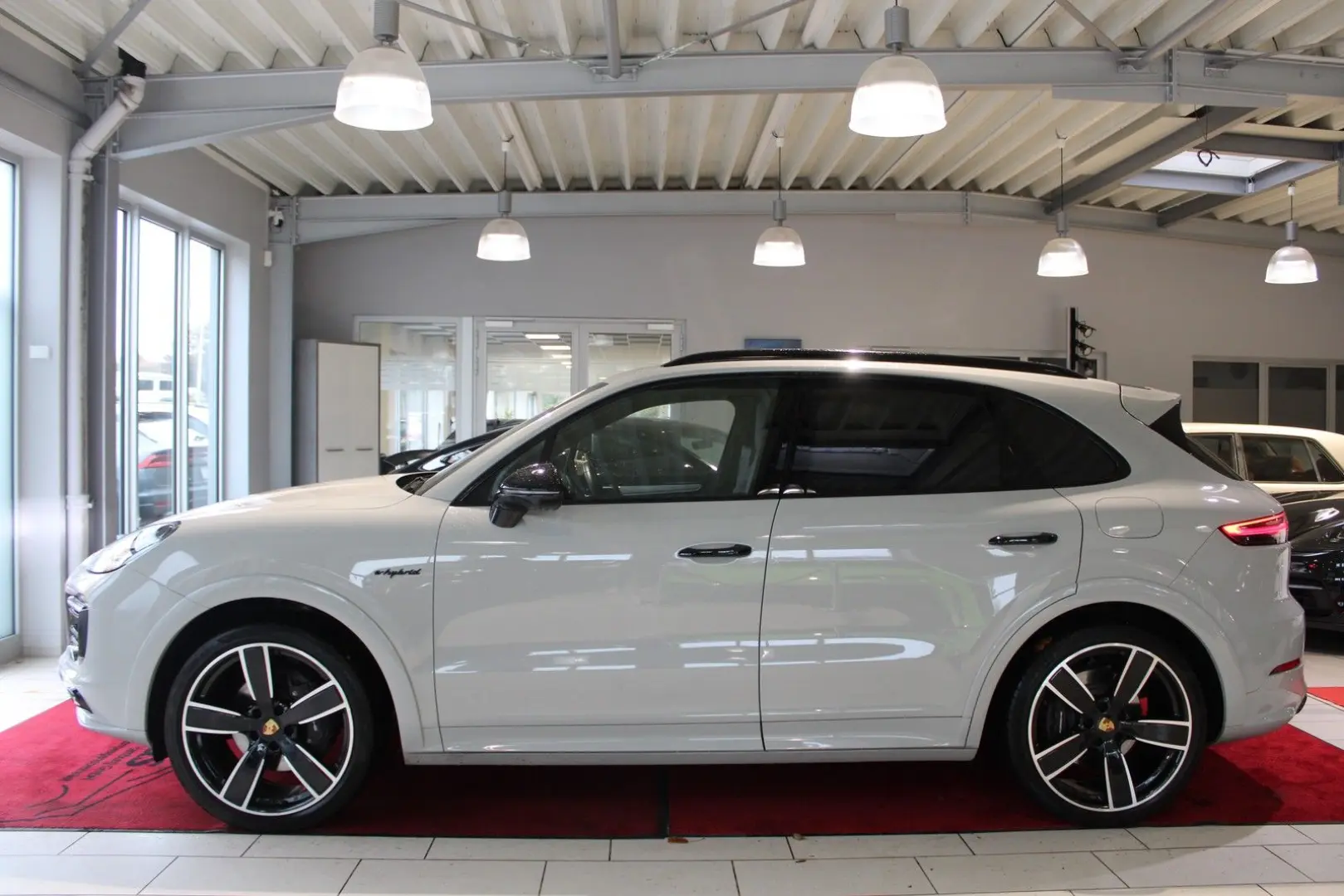 Cayenne E-Hybrid Platinum Edition SPORT-CHRONO