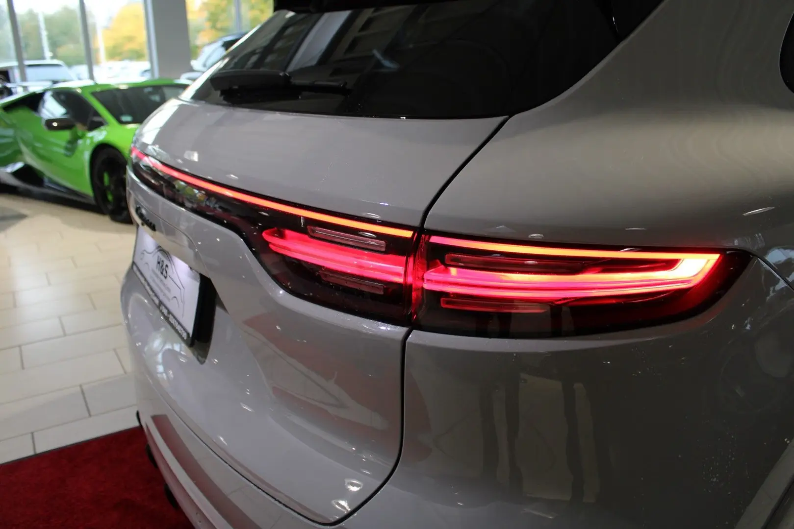 Cayenne E-Hybrid Platinum Edition SPORT-CHRONO