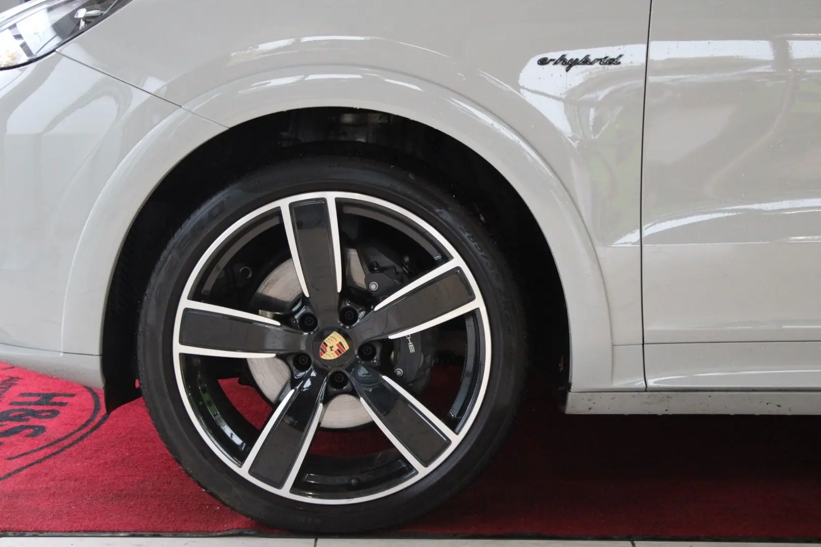 Cayenne E-Hybrid Platinum Edition SPORT-CHRONO