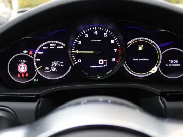 Cayenne E-Hybrid Platinum Edition SPORT-CHRONO