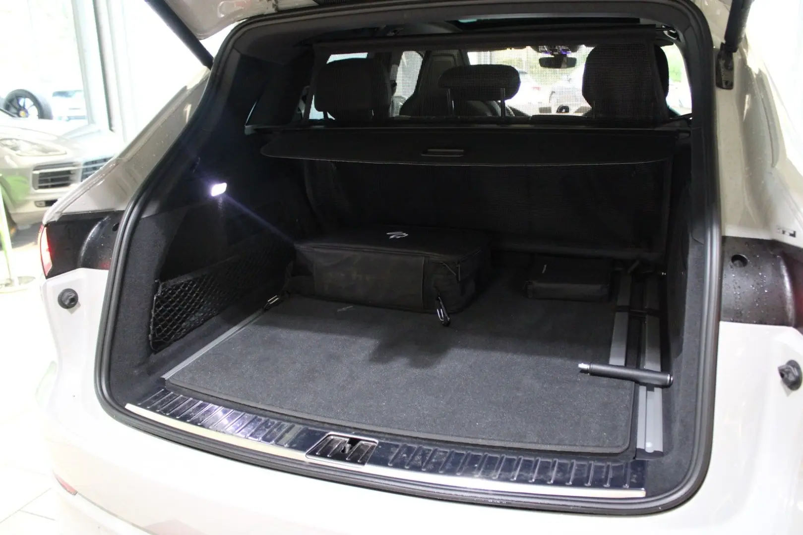 Cayenne E-Hybrid Platinum Edition SPORT-CHRONO