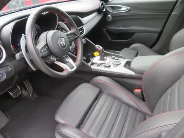 Alfa Giulia Competizione