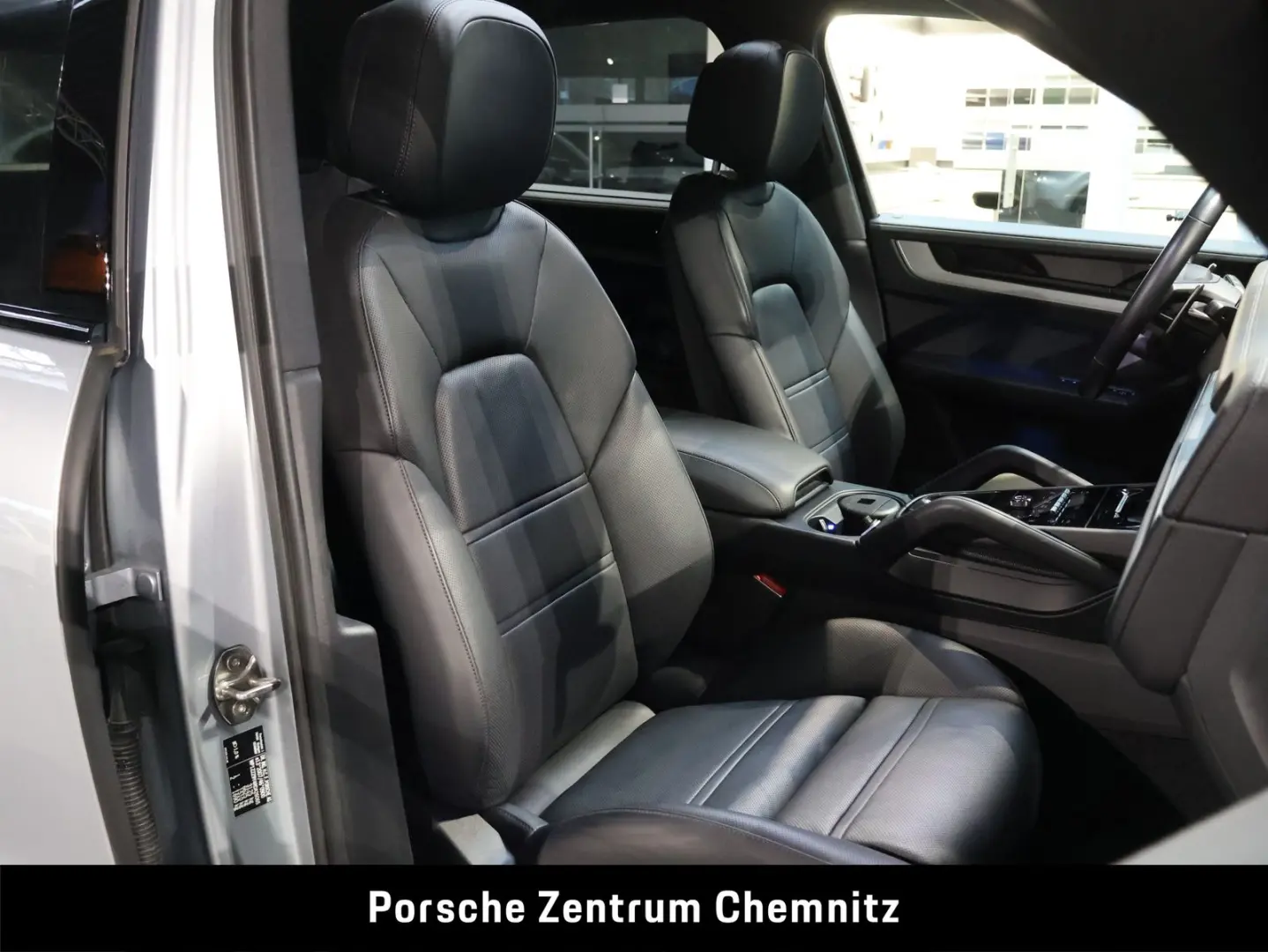 Cayenne E-Hybrid Sitzbelüft.;Soft-Close;Luft;HA-