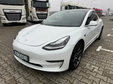 TESLA MODEL 3 – Long Range Dual AWD