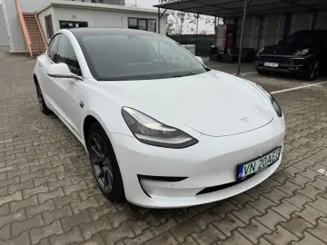 TESLA MODEL 3 – Long Range Dual AWD