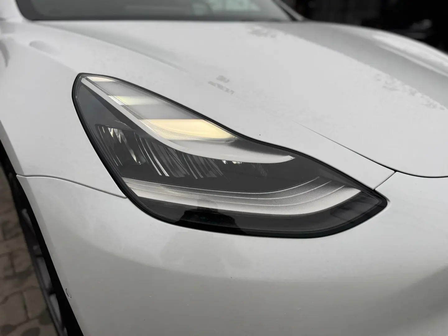 TESLA MODEL 3 – Long Range Dual AWD