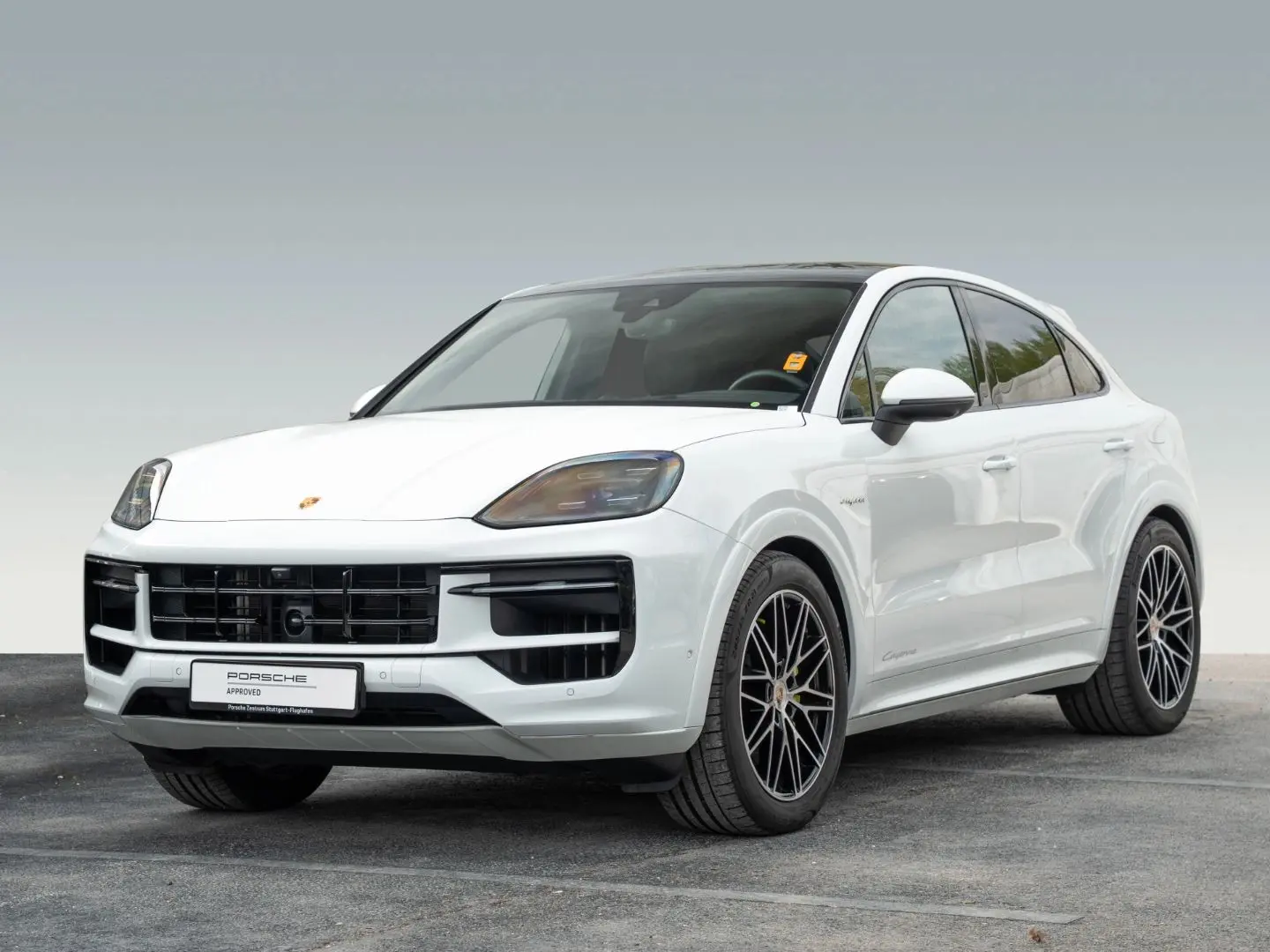 Cayenne E-Hybrid Coupe InnoDrive Surround View