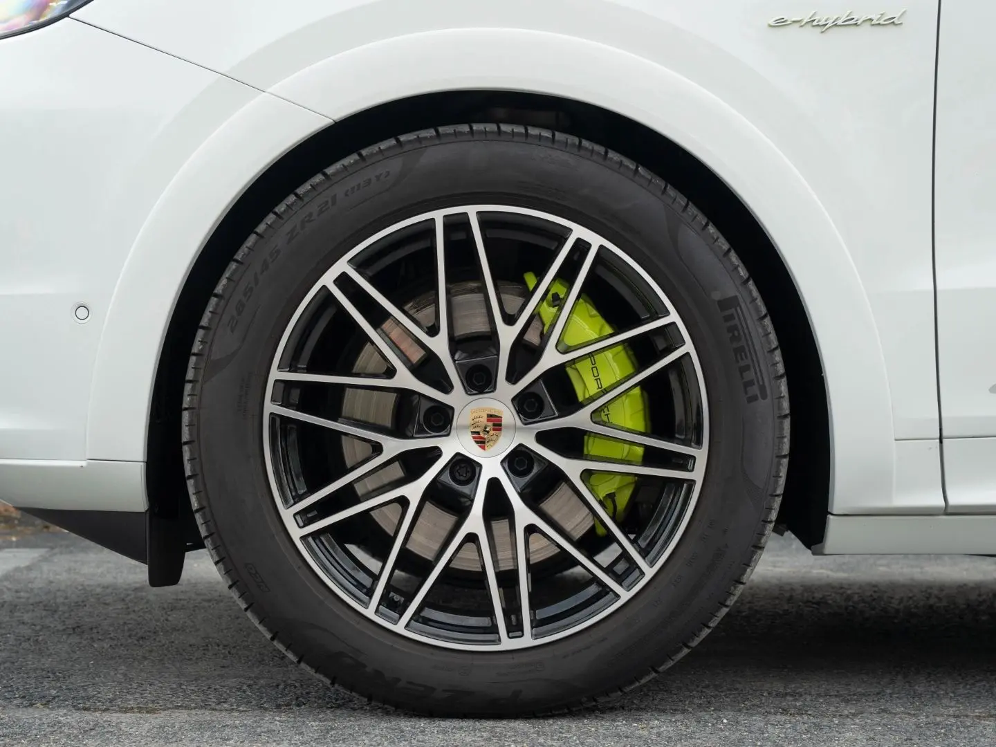 Cayenne E-Hybrid Coupe InnoDrive Surround View