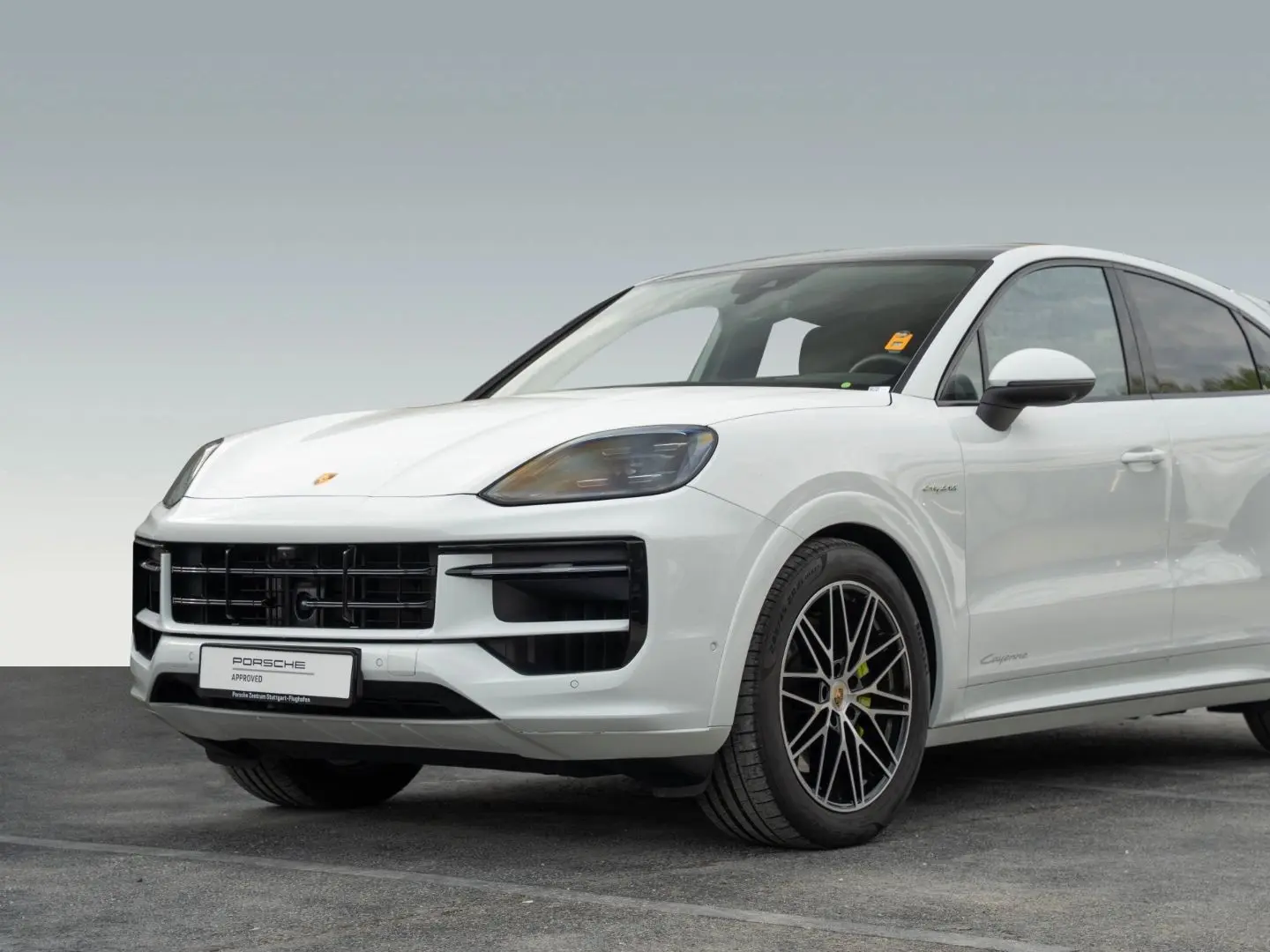 Cayenne E-Hybrid Coupe InnoDrive Surround View