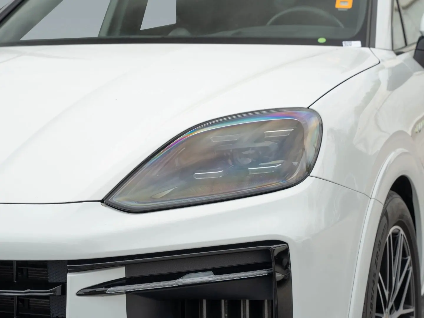 Cayenne E-Hybrid Coupe InnoDrive Surround View