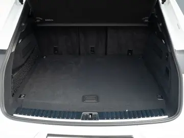 Cayenne E-Hybrid Coupe InnoDrive Surround View