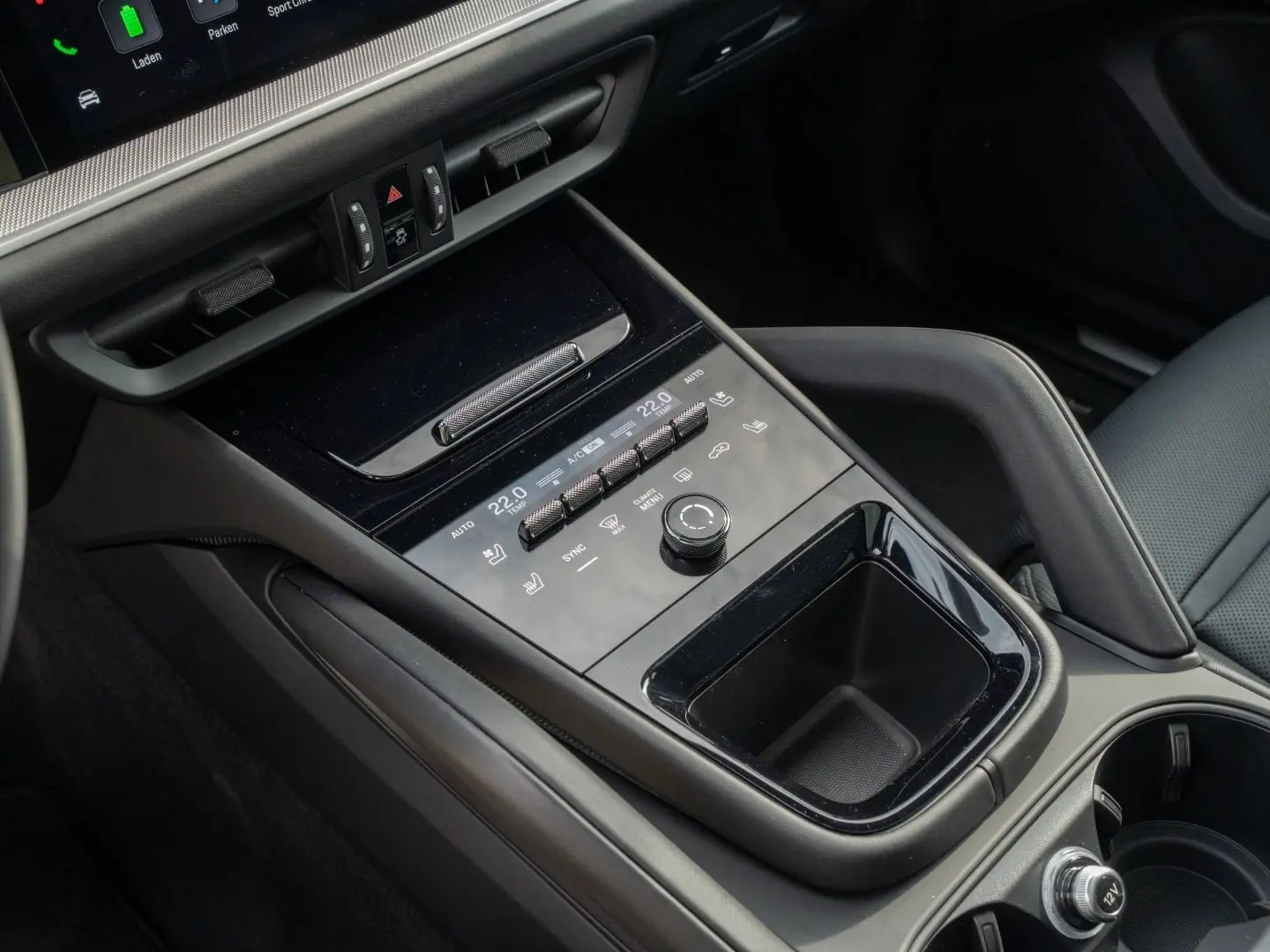 Cayenne E-Hybrid Coupe InnoDrive Surround View