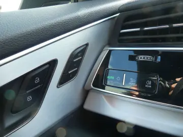 Audi Q8 60 TFSIe quattro S-Line