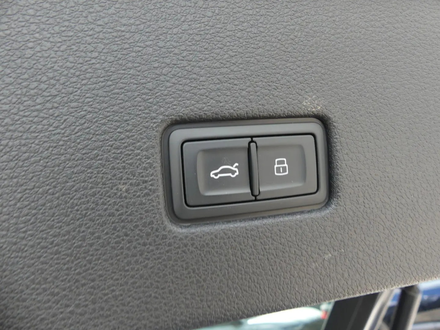 Audi Q8 60 TFSIe quattro S-Line