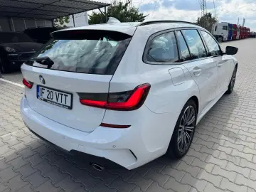 BMW Seria 3 318d Touring Aut. M Sport