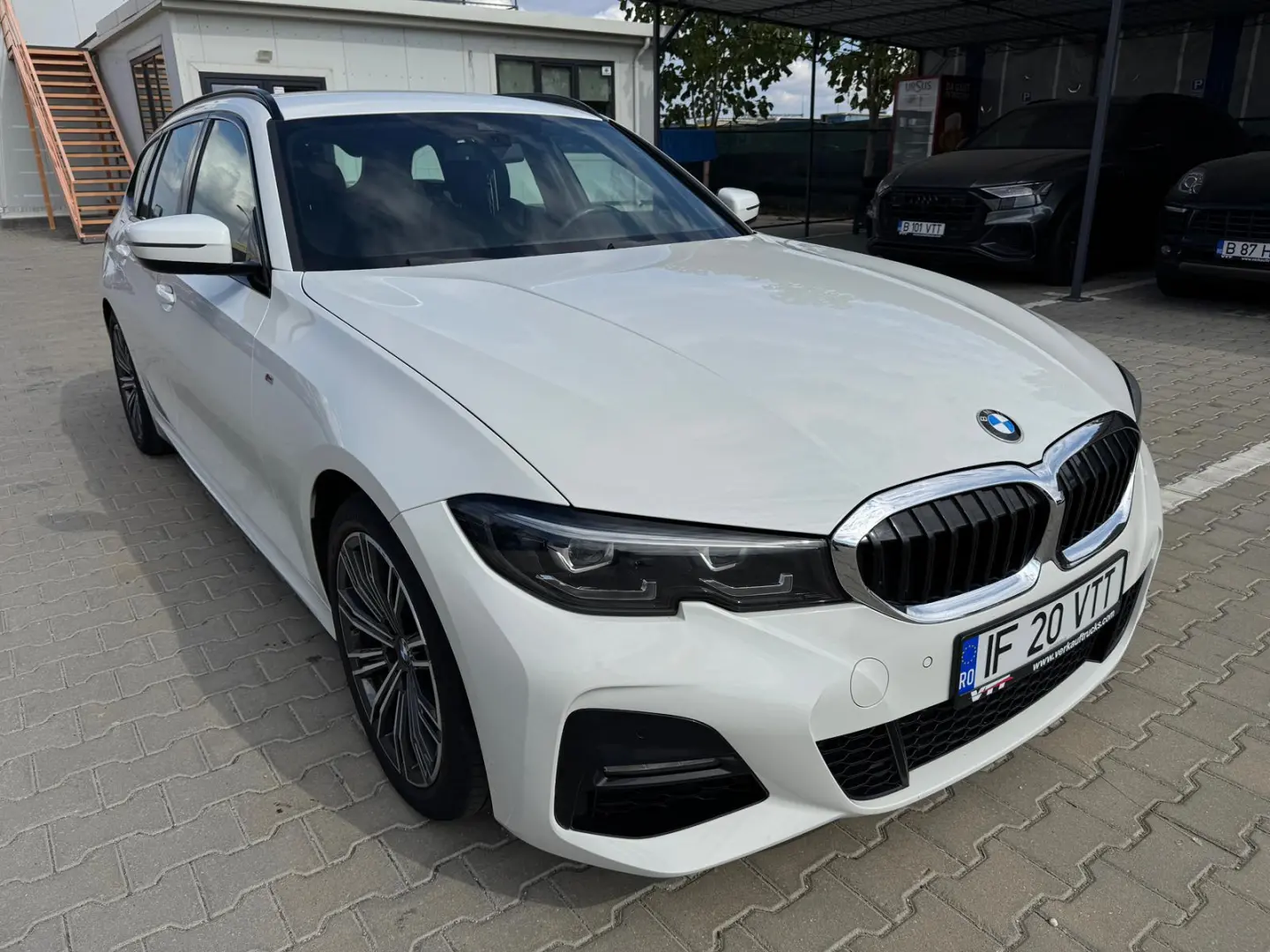 BMW Seria 3 318d Touring Aut. M Sport