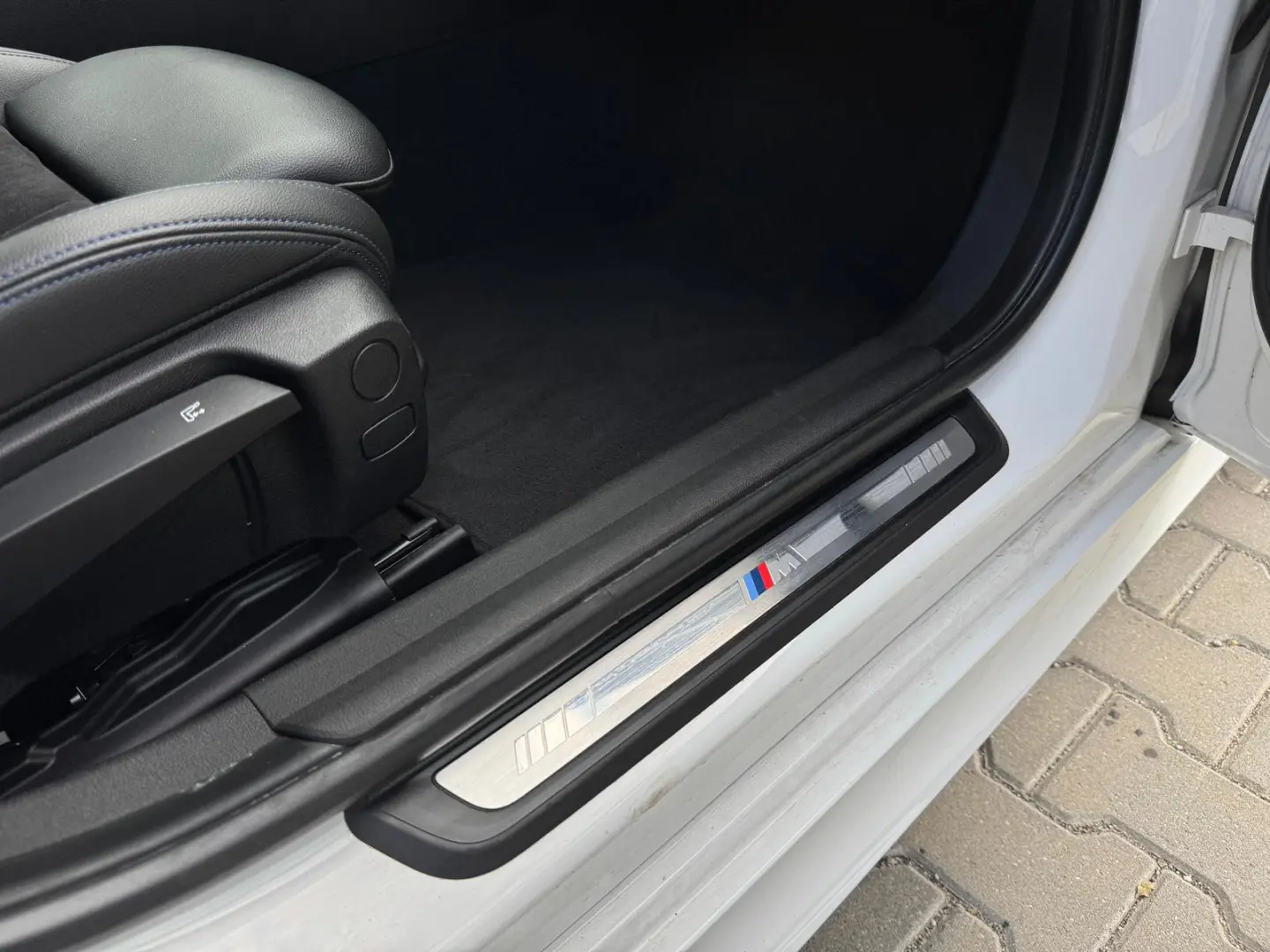 BMW Seria 3 318d Touring Aut. M Sport