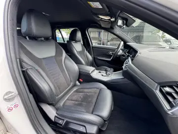 BMW Seria 3 318d Touring Aut. M Sport