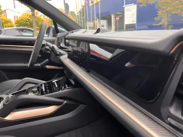 Cayenne E-Hyb #MEGA SPEC! XPEL! NP164.000€