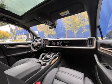 Cayenne E-Hyb #MEGA SPEC! XPEL! NP164.000€