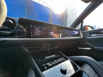 Cayenne E-Hyb #MEGA SPEC! XPEL! NP164.000€