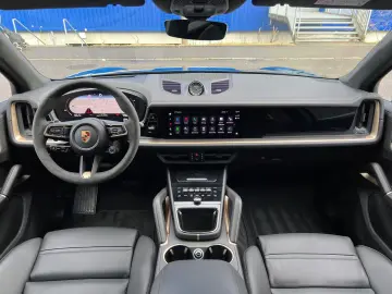 Cayenne E-Hyb #MEGA SPEC! XPEL! NP164.000€