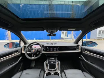 Cayenne E-Hyb #MEGA SPEC! XPEL! NP164.000€