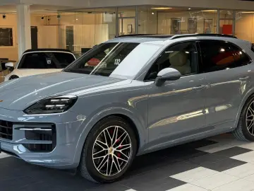 Cayenne S  Pano HuD Sport-Design InnoDrive AHK