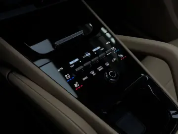 Cayenne S  Pano HuD Sport-Design InnoDrive AHK