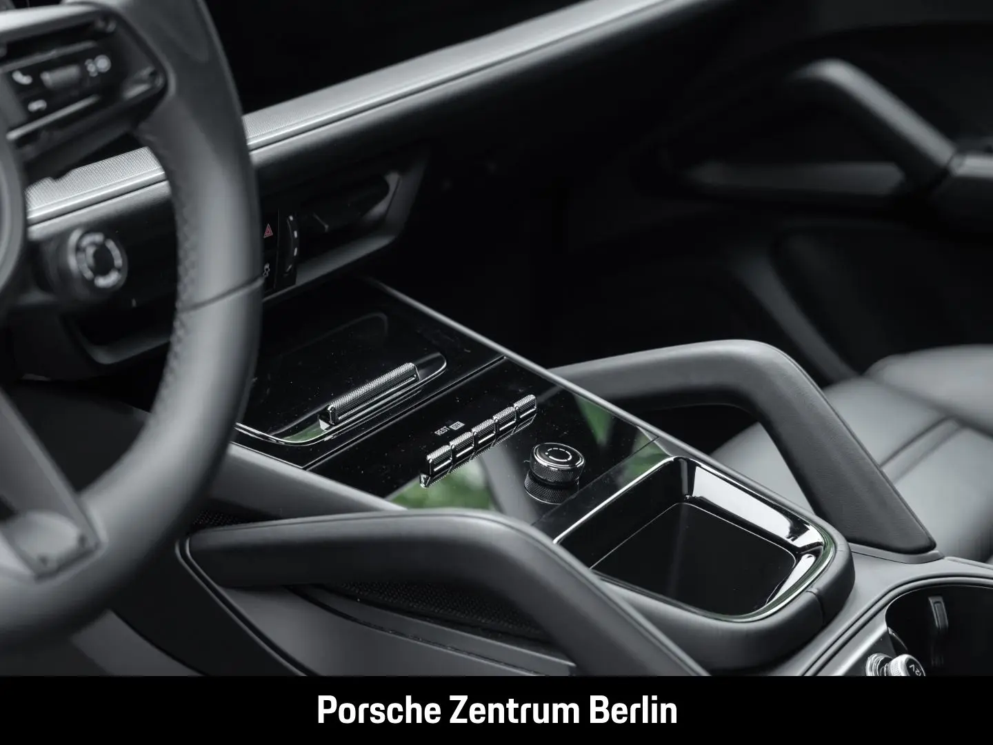 Cayenne Sportabgasanlage BOSE LED-Matrix 21-Zoll