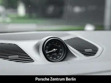 Cayenne Sportabgasanlage BOSE LED-Matrix 21-Zoll