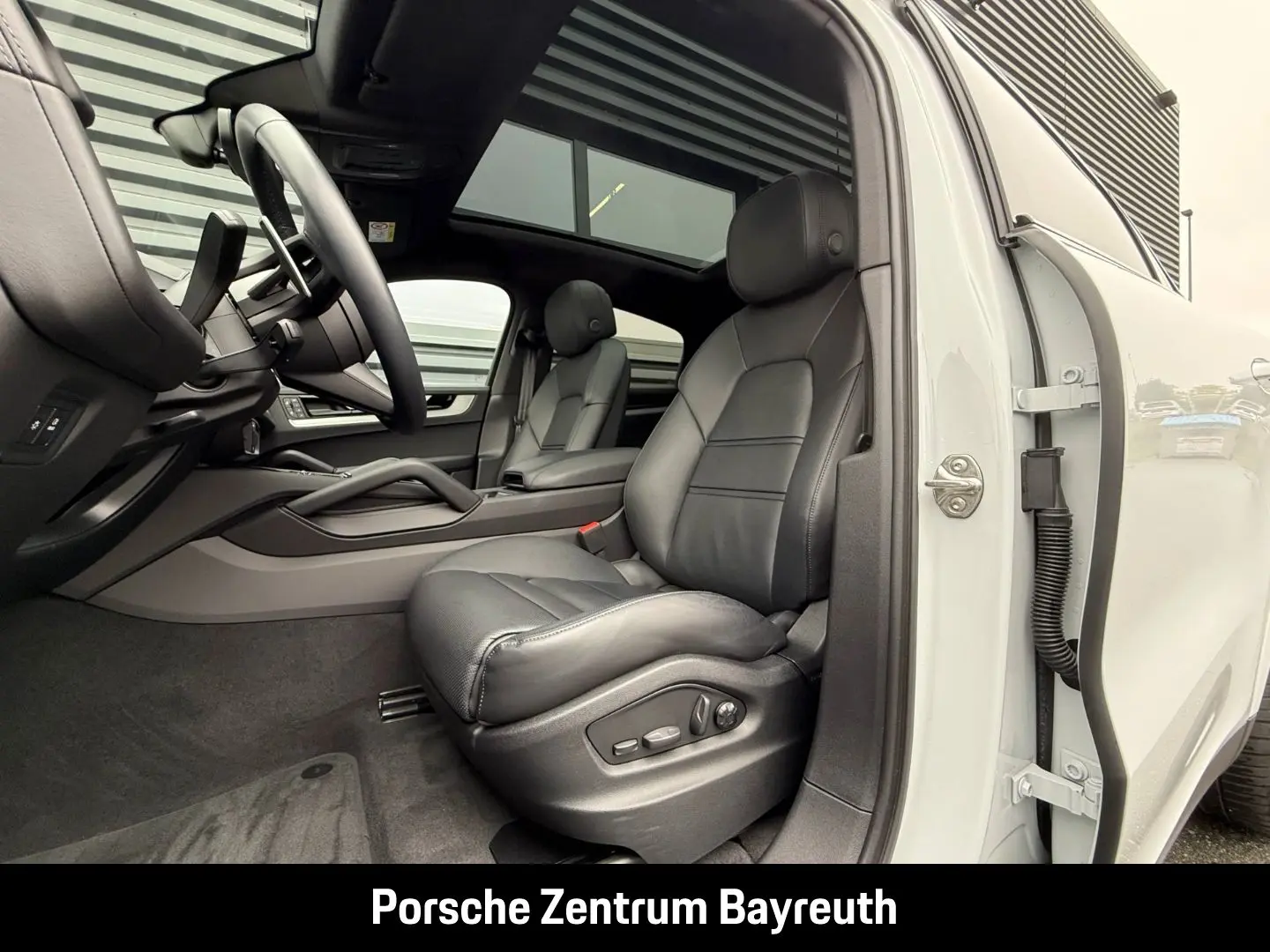 Cayenne Coupe S E-Hybrid INNO BOSE MASSAGESITZE