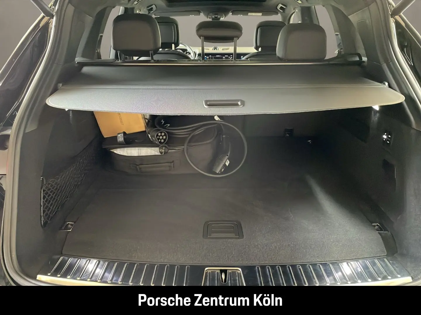 Cayenne E-Hybrid HA-Lenkung Head-Up Soft-Close