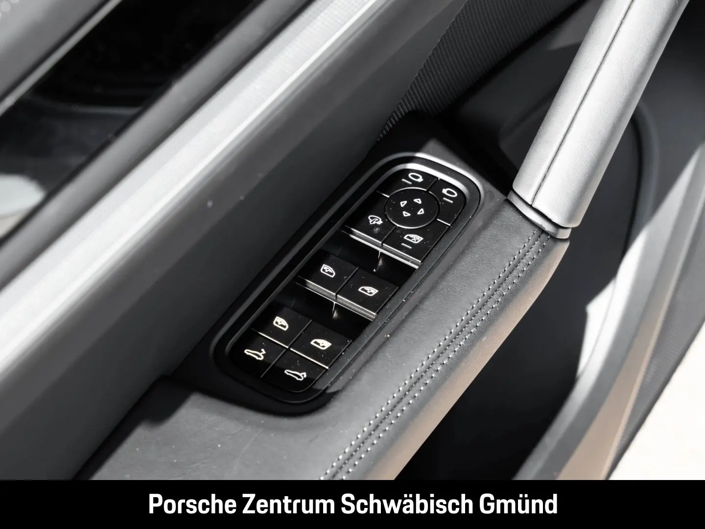 Cayenne Coupe LED-Matrix Surround-View BOSE