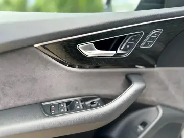 Audi Q8 50 TDI quattro Tiptronic