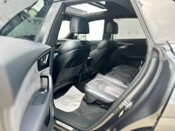 Audi Q8 50 TDI quattro Tiptronic