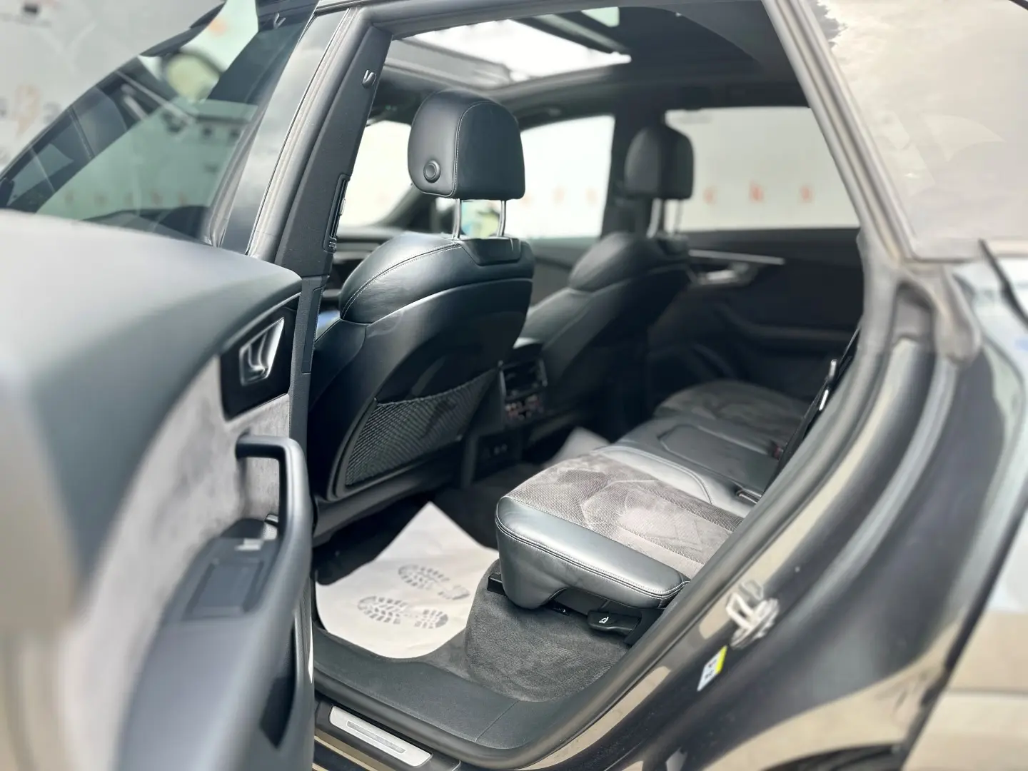 Audi Q8 50 TDI quattro Tiptronic