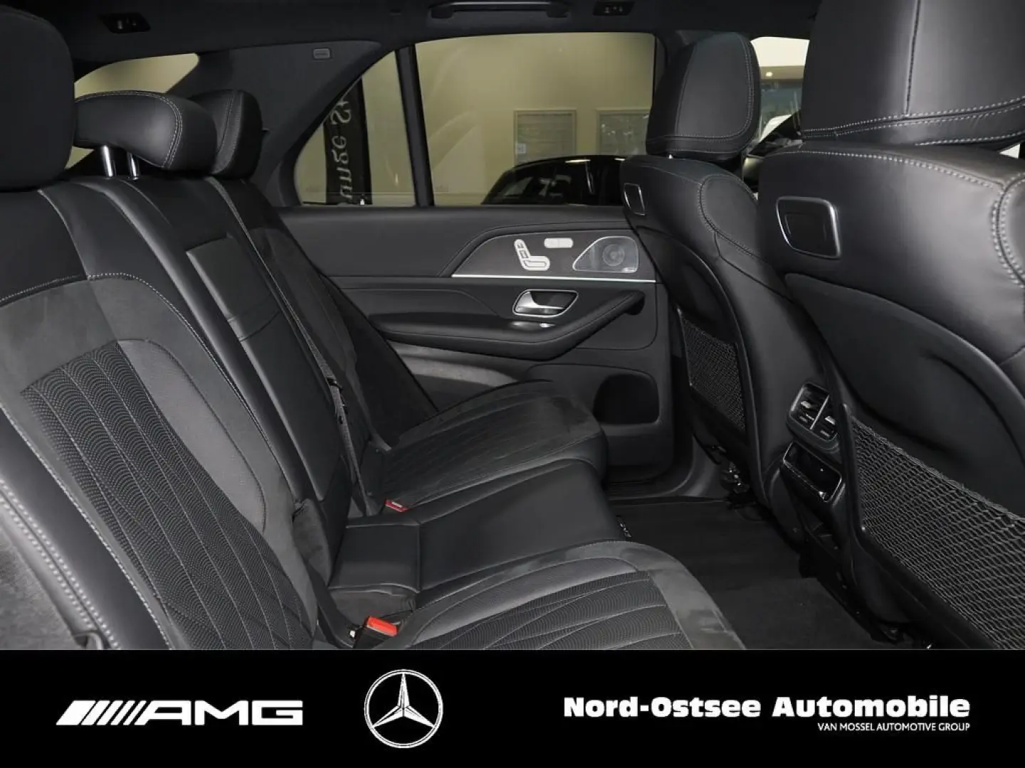 GLE 53 AMG 4M  BURMESTER PANO NIGHT 360  KEYLESS