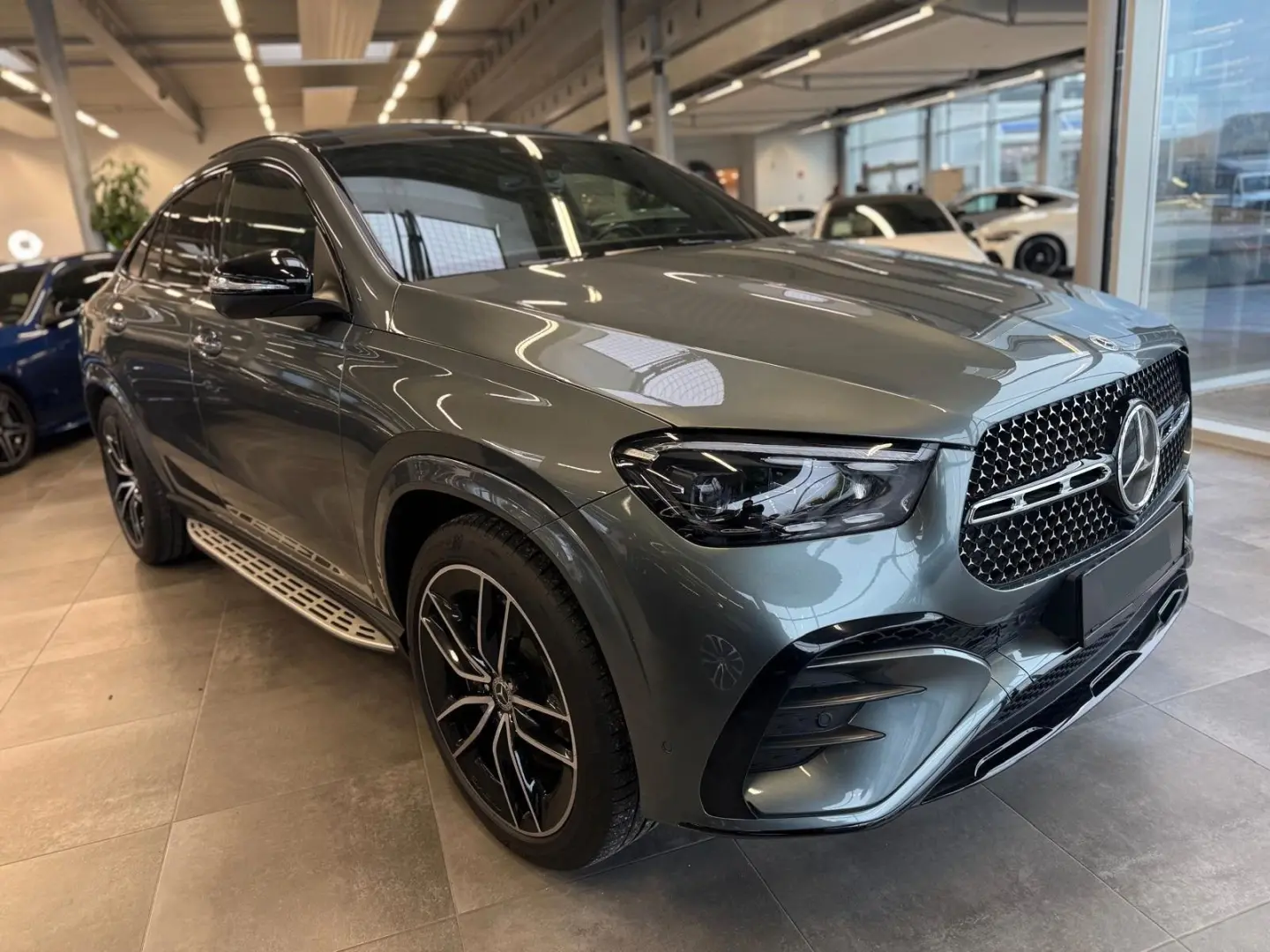 GLE 450d 4M Coupe AMG PANO HUD LUFT BURM 22 Nigh