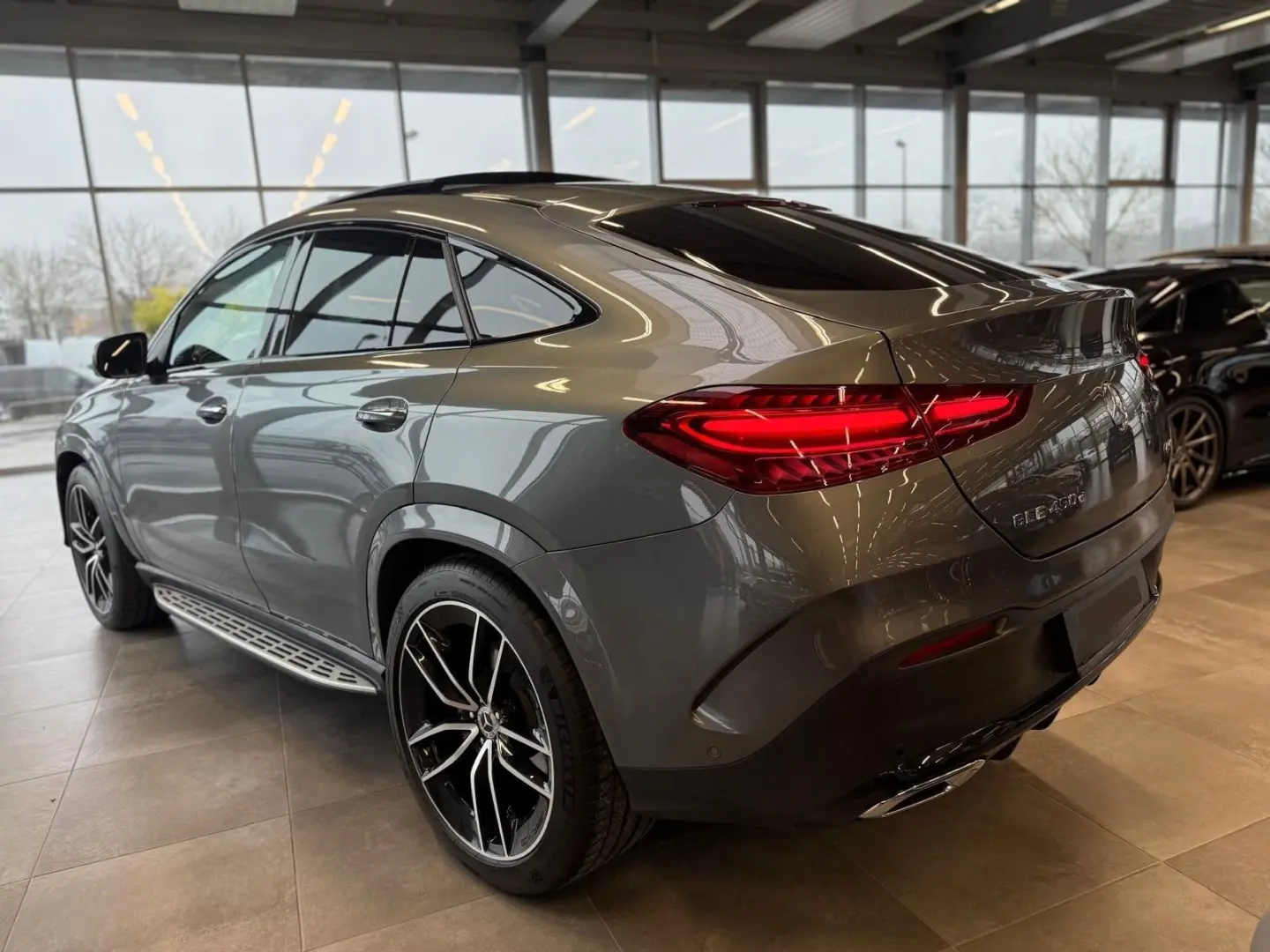 GLE 450d 4M Coupe AMG PANO HUD LUFT BURM 22 Nigh