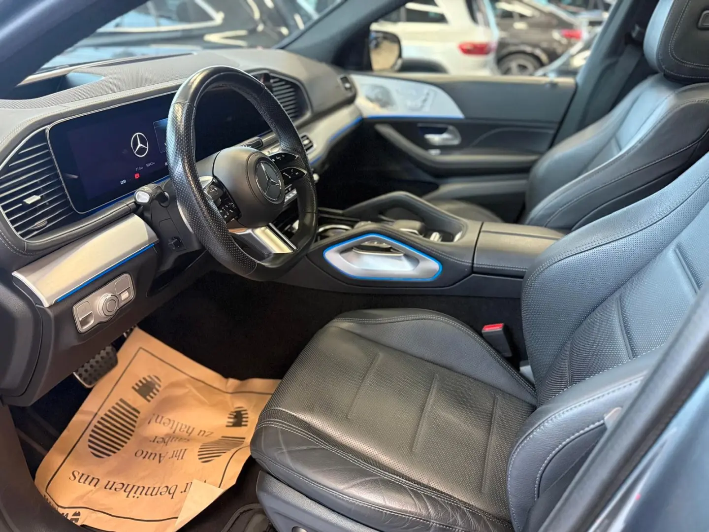 GLE 450d 4M Coupe AMG PANO HUD LUFT BURM 22 Nigh